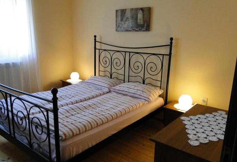 Apartments Villa Maran