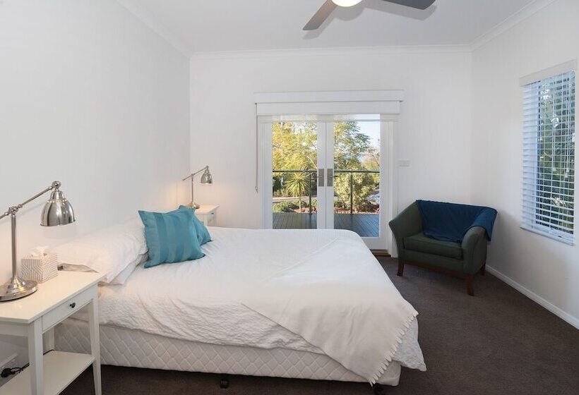 Casa Azzura   Beachside Entertainer