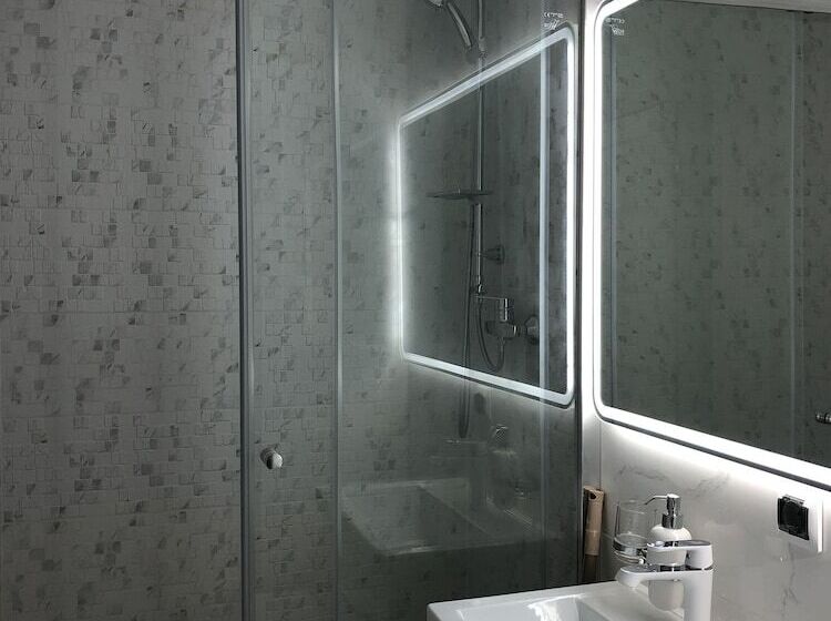 Central Bay Studios. 7min Station, Arbat Street