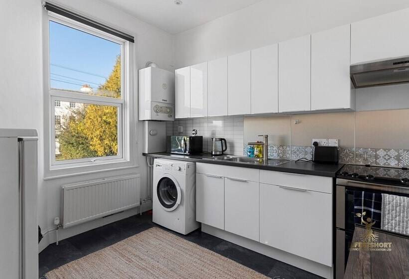 Central Exeter Apartment