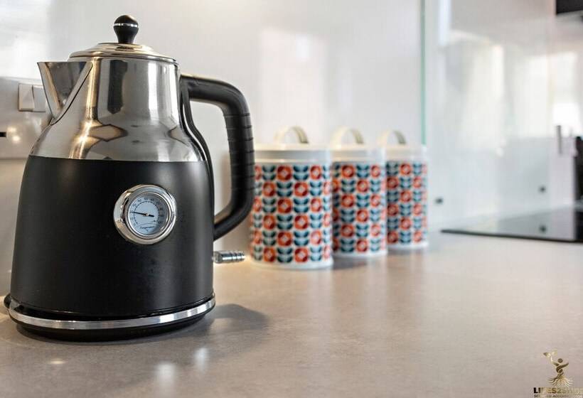 City Centre Spacious Apartment