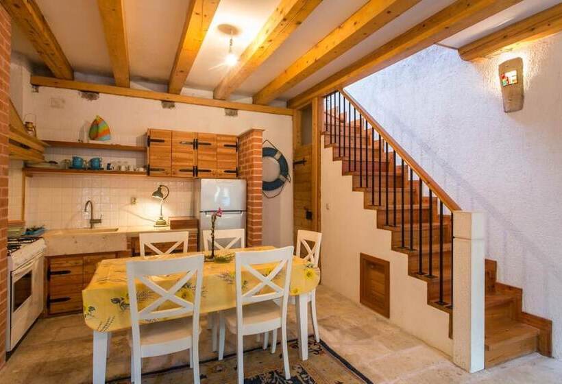 Coral House
