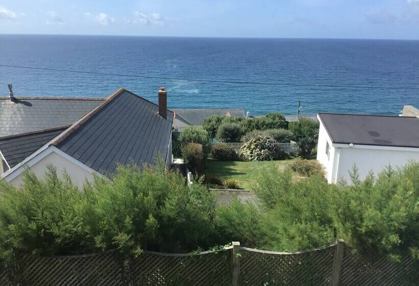 5 Bedroom Detached House With Amazing Sea Views