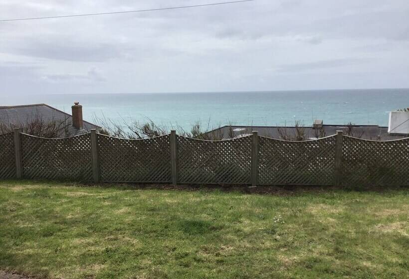 5 Bedroom Detached House With Amazing Sea Views