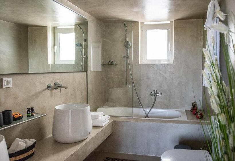 Domus Aqua, Member Of Domus Elegance Collection