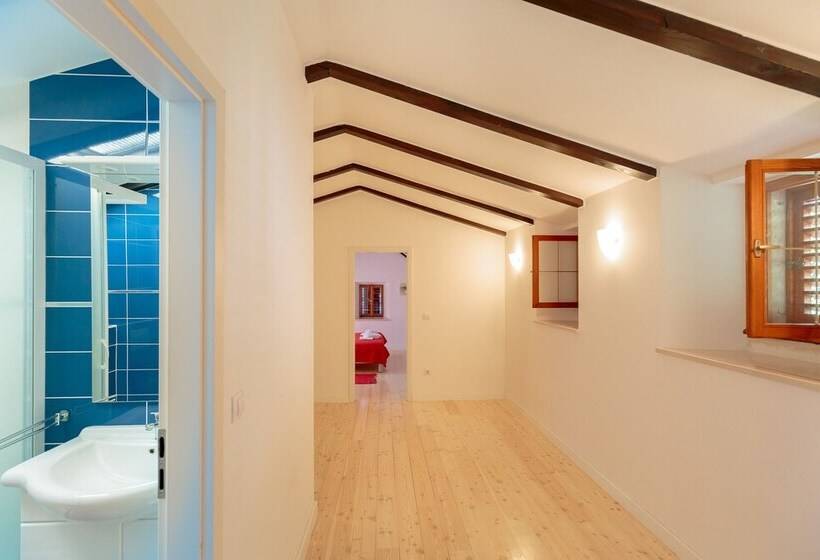 Hedera Estate, Villa Hedera Xi