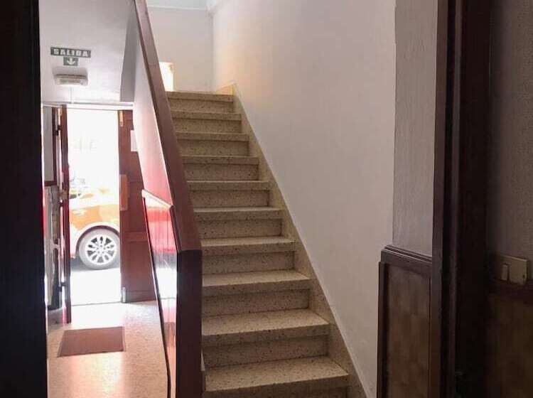 客栈  Pension Alvarez