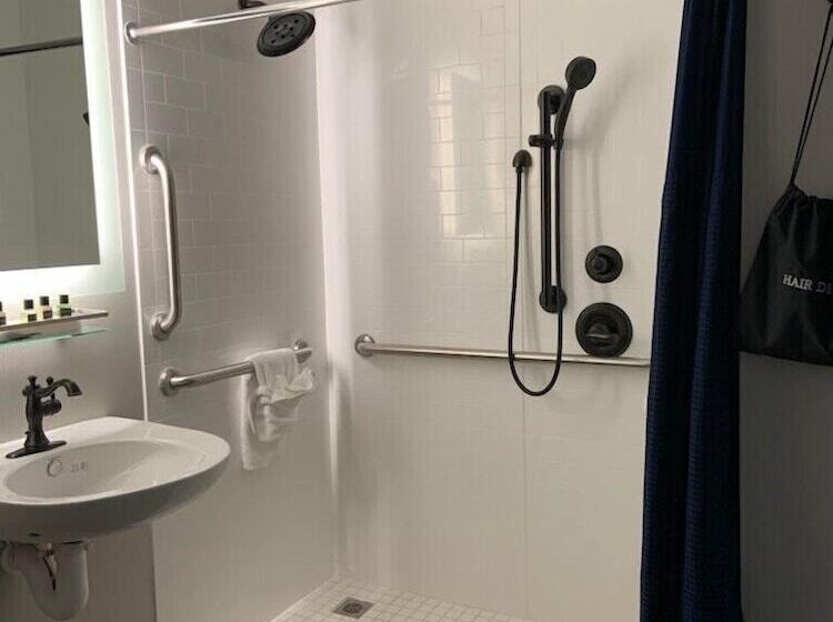 בית מלון כפרי Blutique, Akron, A Tribute Portfolio