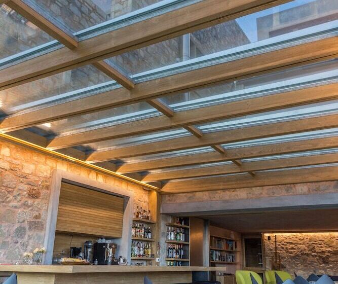 هتل Escapade Luxury Residences