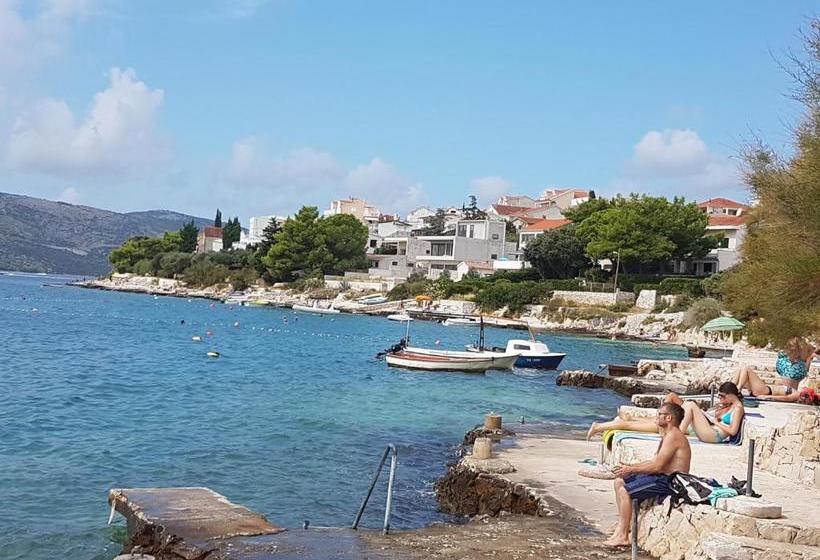 Villa Pinky And Superior Trogir