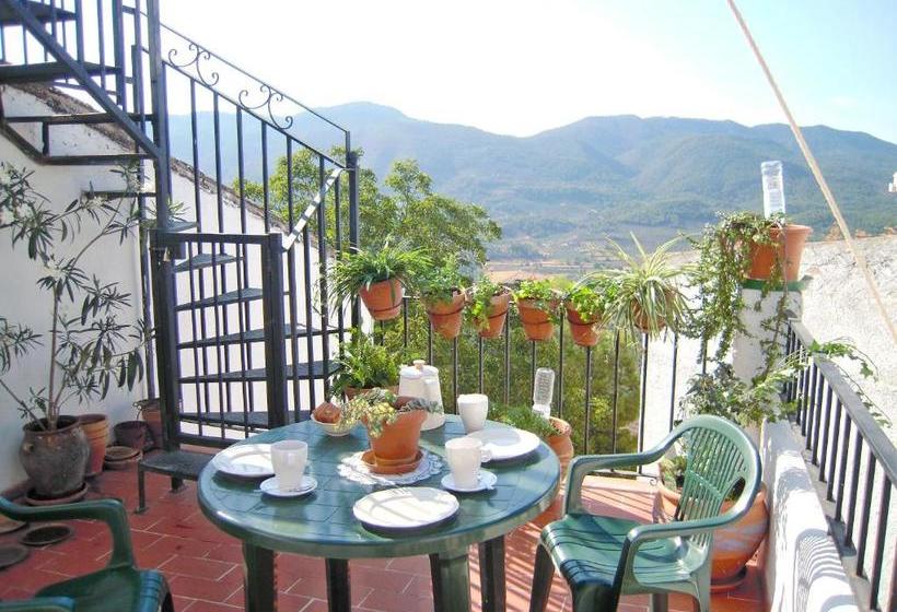 Spacious House In Hornos With Mountain View