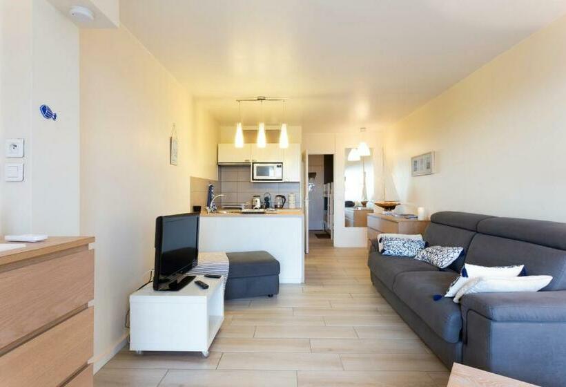 La Comédie De Vanneau  L Intermède