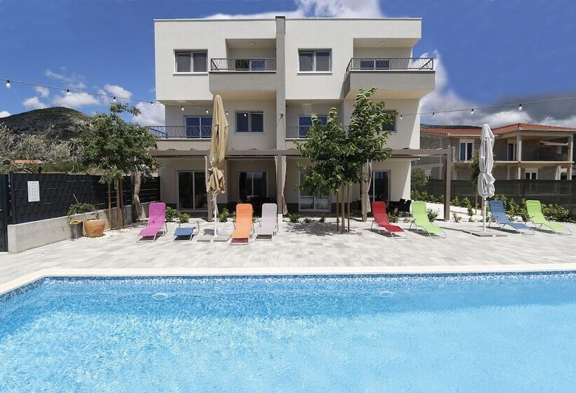 پانسیون Guest House Bulli