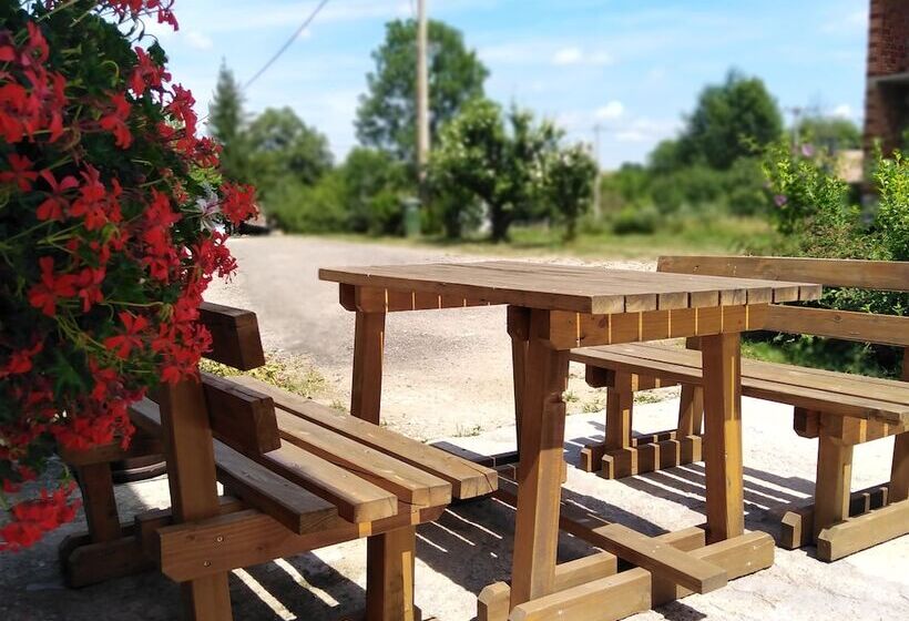 פנסיון Guest House First Stop