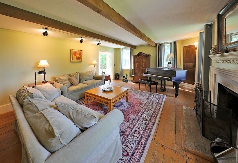 پانسیون Jacob S Tanglewood Ranch