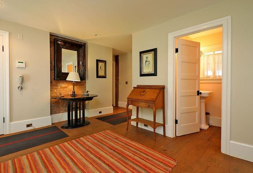 پانسیون Jacob S Tanglewood Ranch