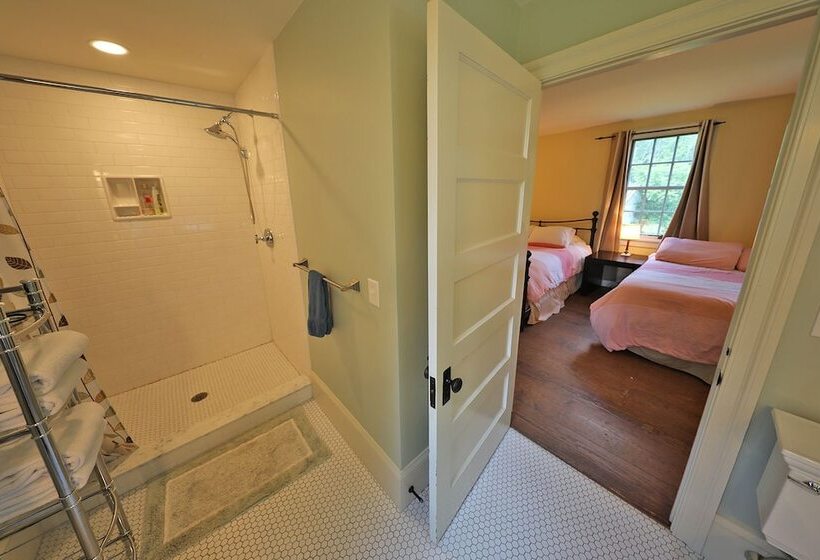 پانسیون Jacob S Tanglewood Ranch