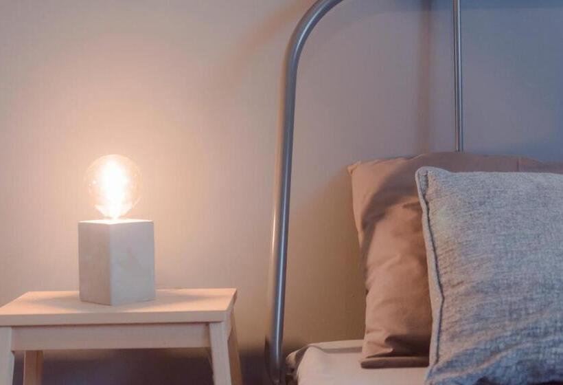 پانسیون Màhouse Guesthouse