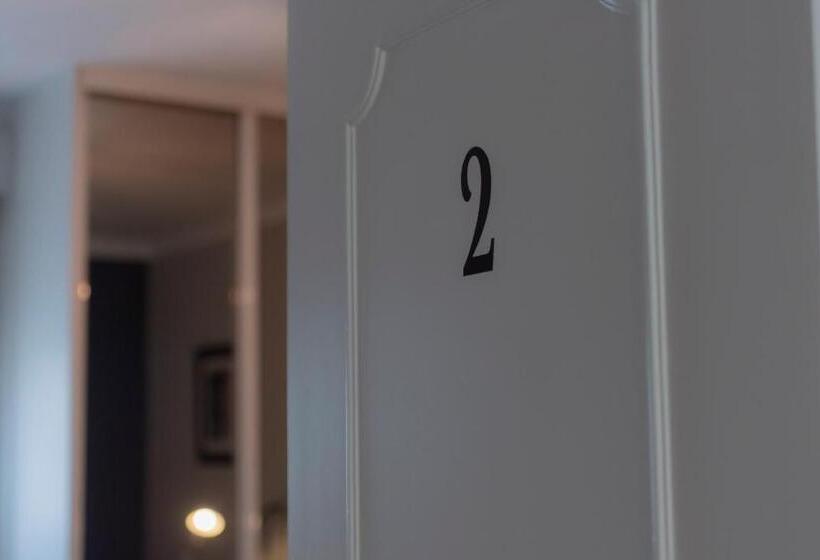 پانسیون Màhouse Guesthouse