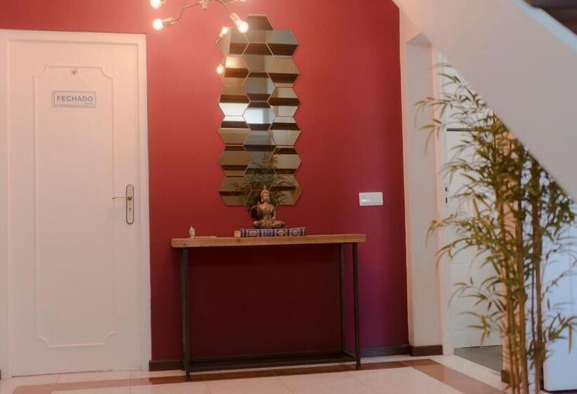 پانسیون Màhouse Guesthouse