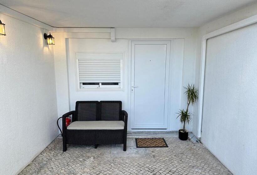 پانسیون Màhouse Guesthouse