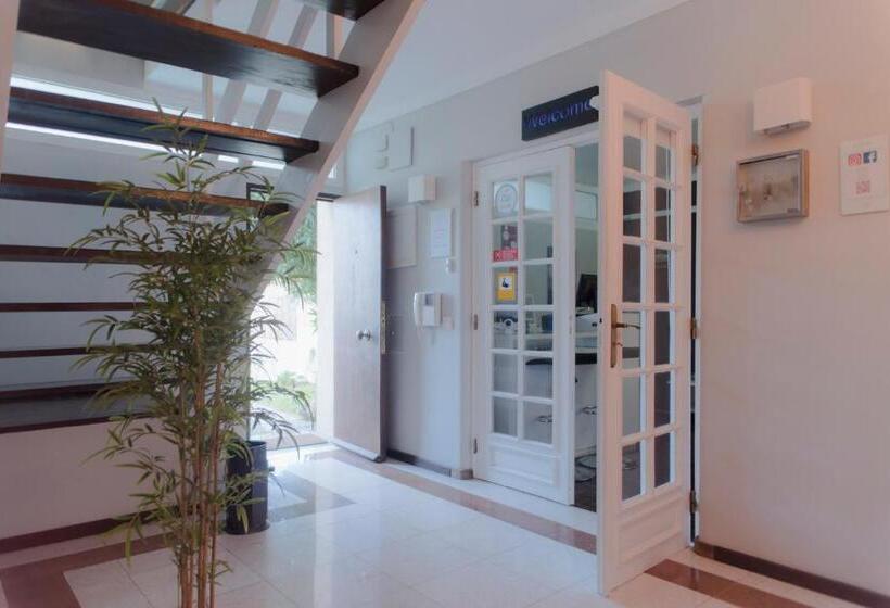 پانسیون Màhouse Guesthouse