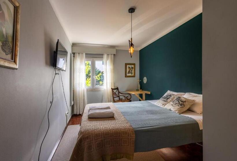 پانسیون Màhouse Guesthouse