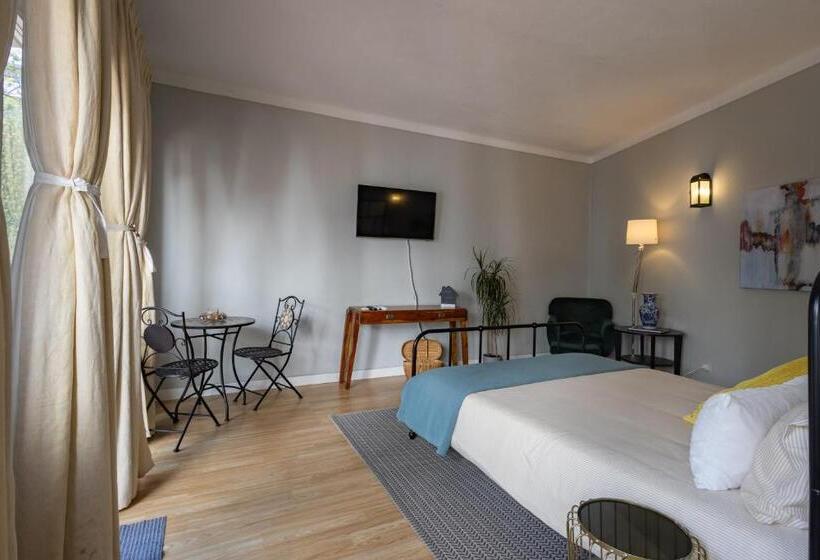 پانسیون Màhouse Guesthouse