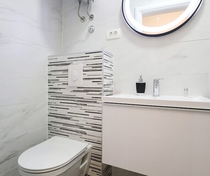 膳宿费 Pyrotima Apartments