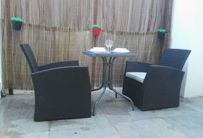 펜션 Temple Suites Guesthouse