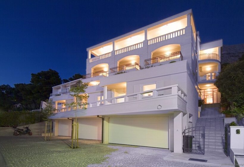 بنسيون Villa Medic