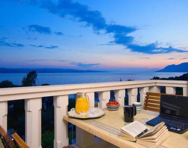 بنسيون Villa Medic