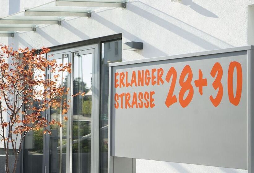 Seven Hotel + Boardinghouse