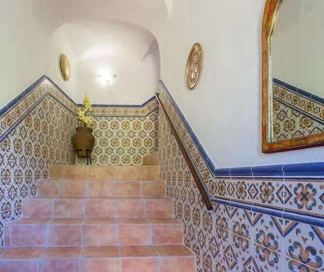 Solar Da Rosa Rc E Solar Da Tirosa 1º Andar