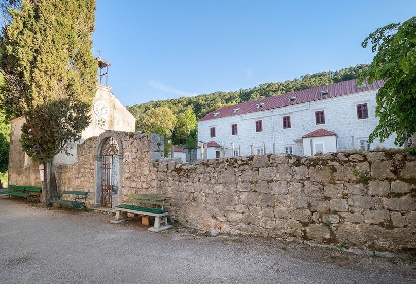 St. Lucia S Apartment