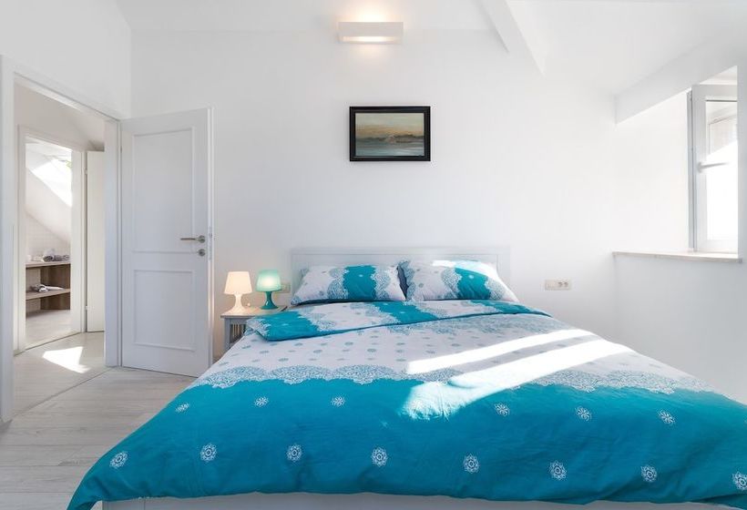 St. Lucia S Apartment