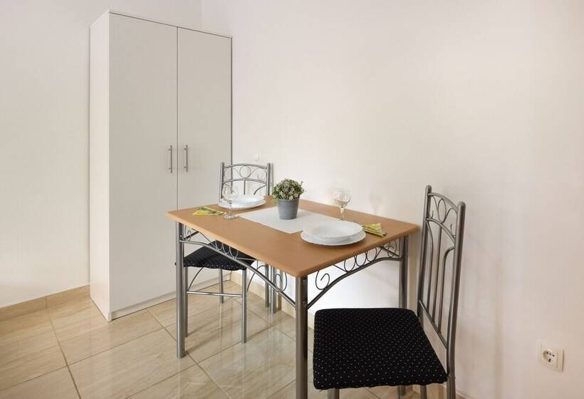 Sunshine Apartments In Baska Voda