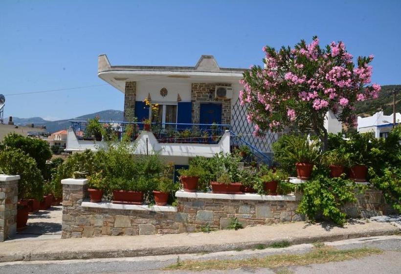 Traditional Summer House In Marmari