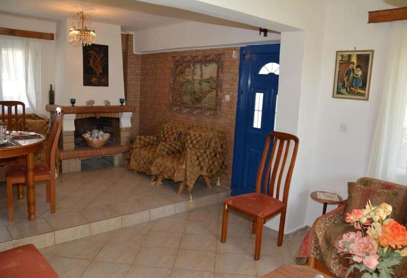 Traditional Summer House In Marmari