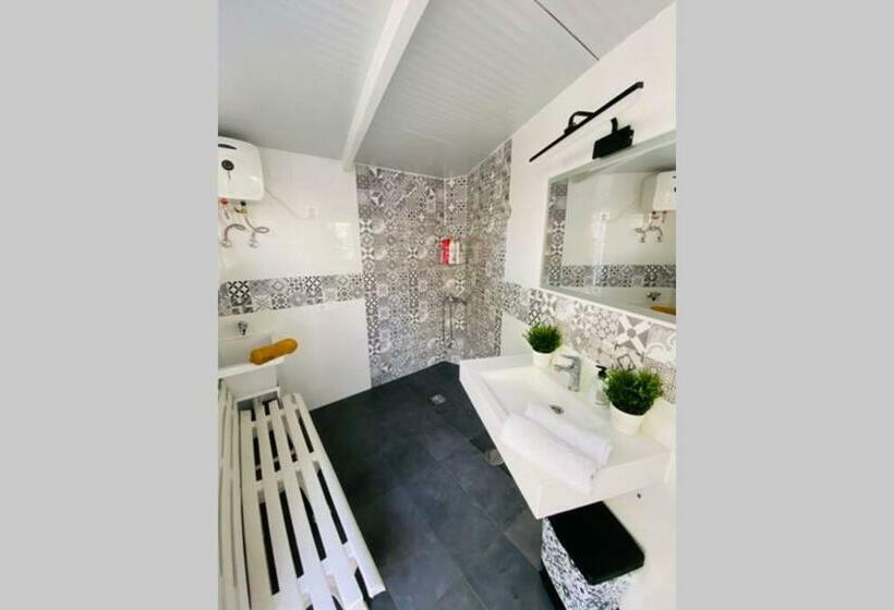 2 Apartments With Private Pool At Villa Diaz Aleman