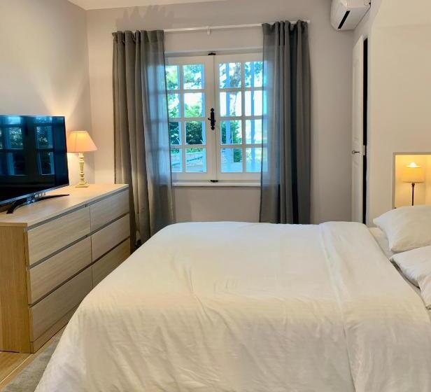 Villa With Magic View Of Bay Of Saint Tropez