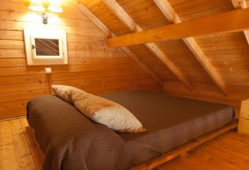 106723  House In El Gastor