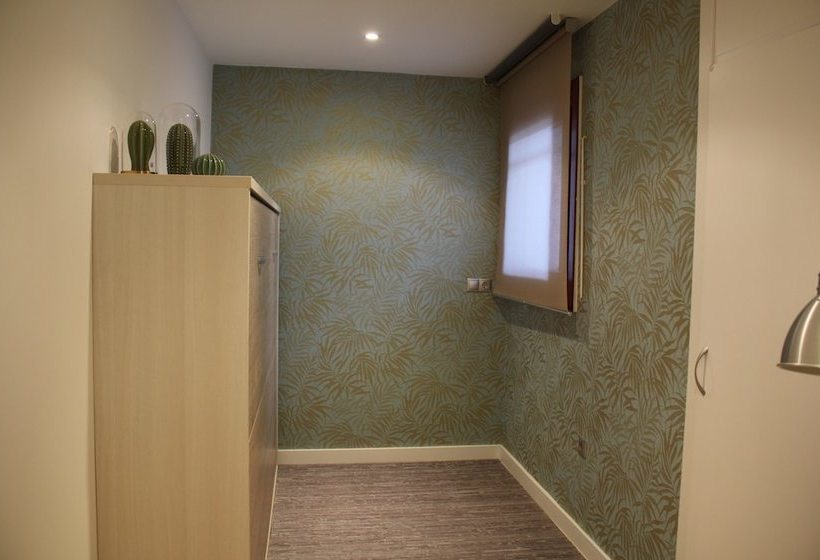 106917 Apartment In Vilanova De Arousa