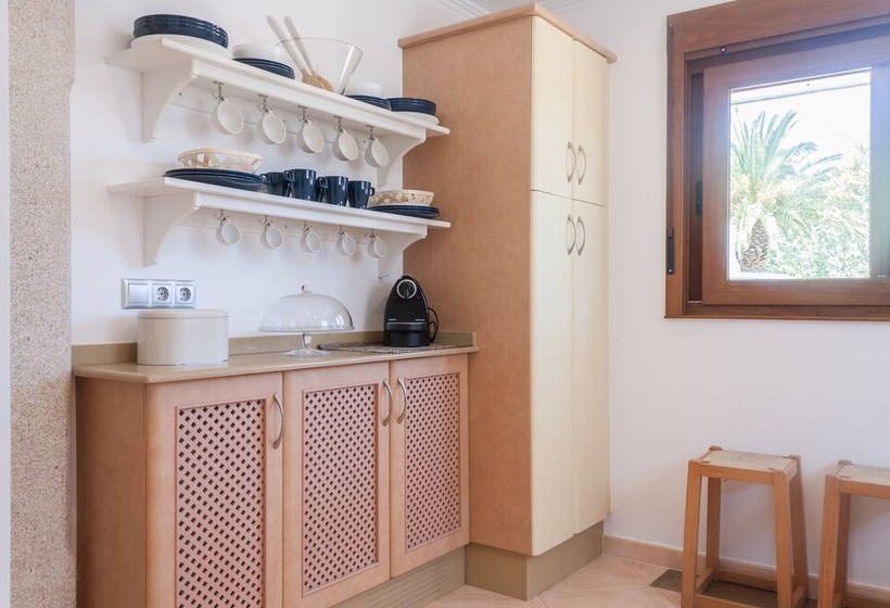 106917 Apartment In Vilanova De Arousa