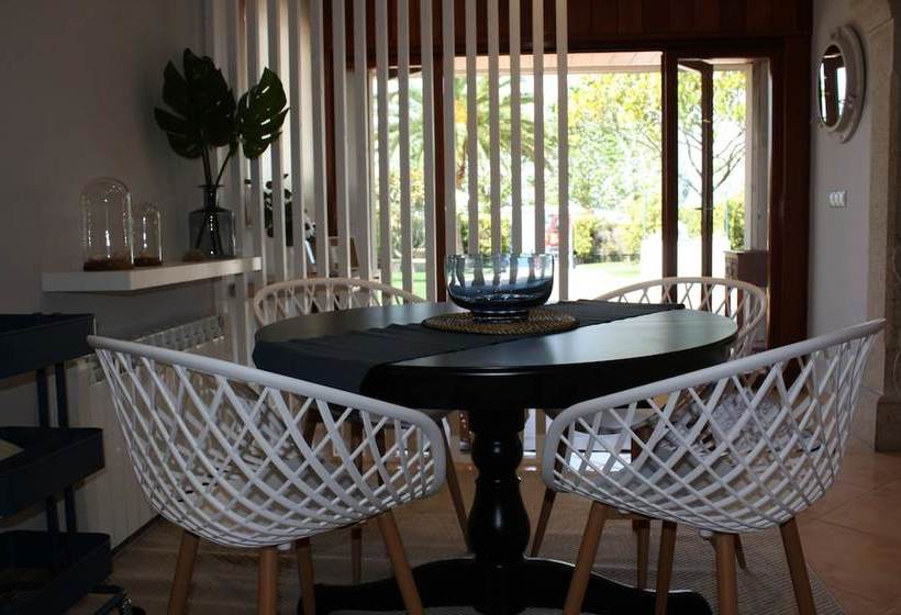 106917 Apartment In Vilanova De Arousa