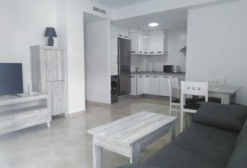 107601  Apartment In Zahara De Los Atunes