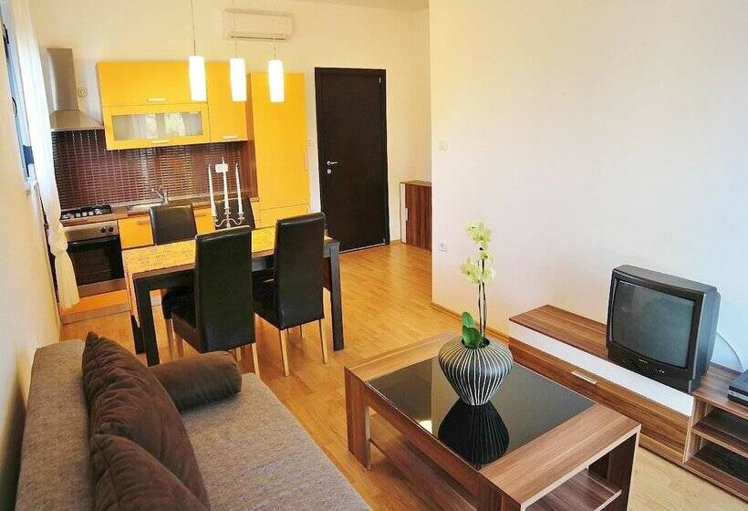 Apartment Karlo & Jakov