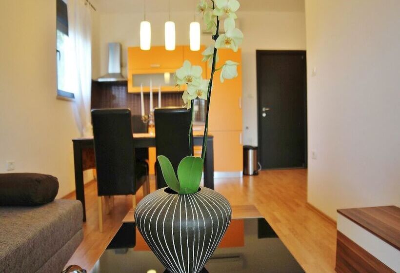 Apartment Karlo & Jakov