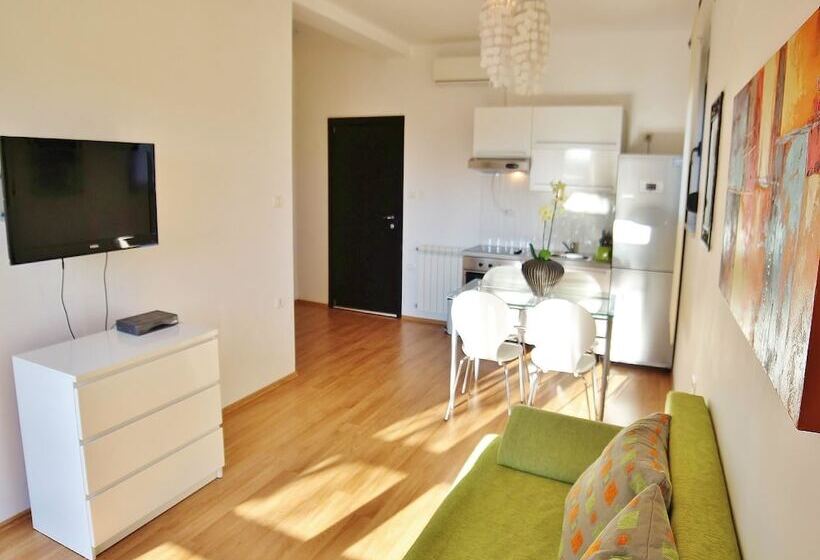 Apartment Karlo & Jakov