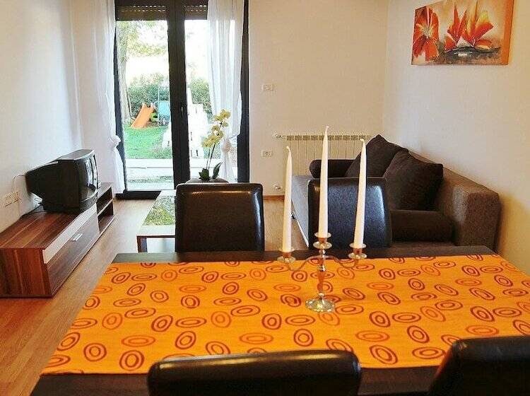 Apartment Karlo & Jakov